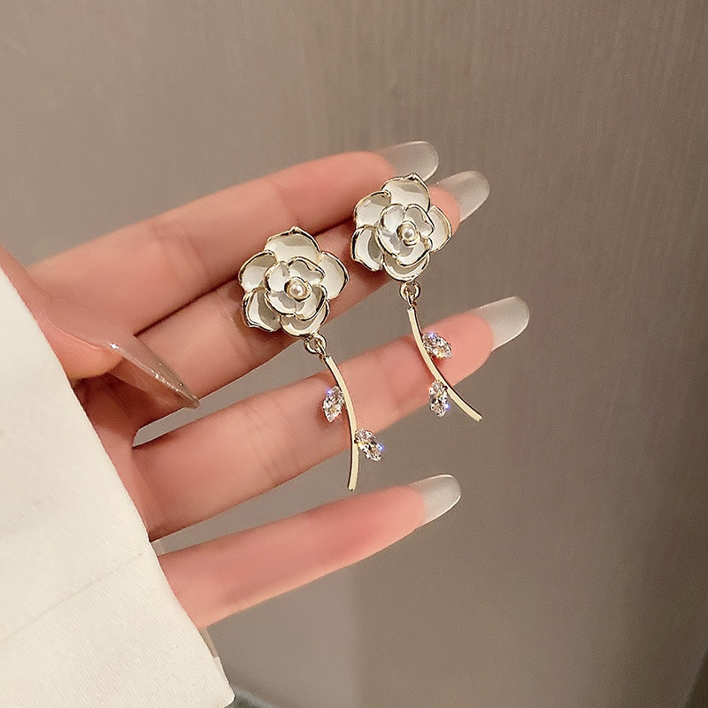 Bông Tai Hoa Trà Đen Ba Chiều Đa Năng Phong Cách Pháp