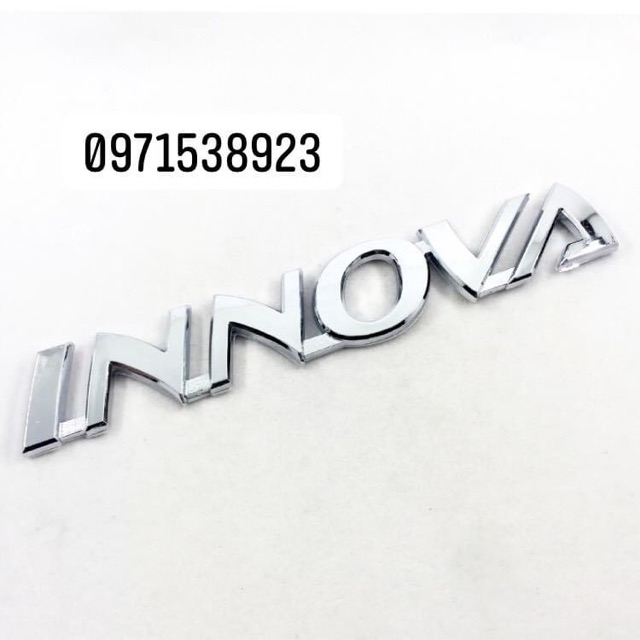 logo chữ nổi TOYOTA INNOVA