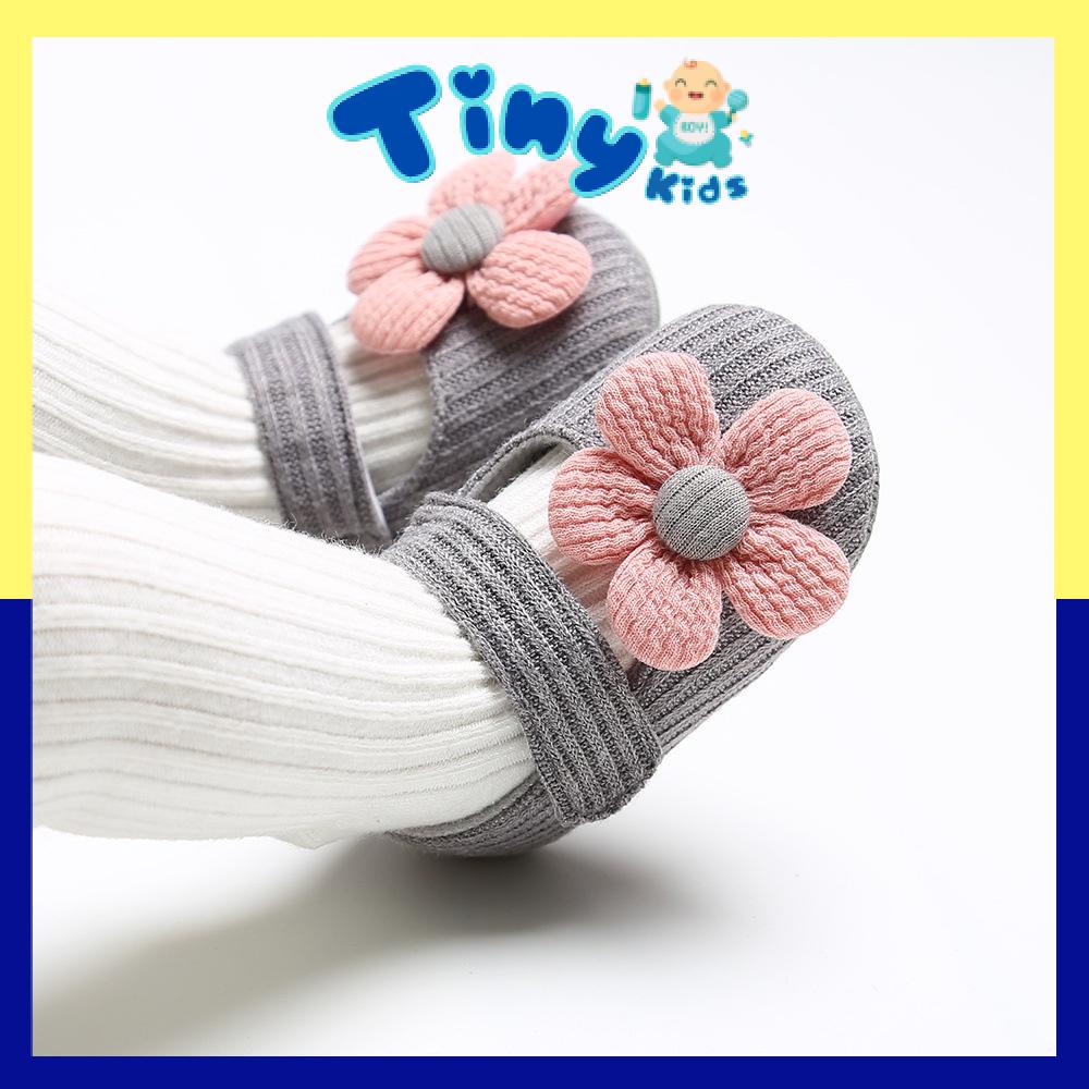 Giày Tập Đi Cho Bé Gái Có Đế Chống Trượt Đính Nơ Xinh Xắn Hàng Đẹp Loại 1 - Tiny Kids