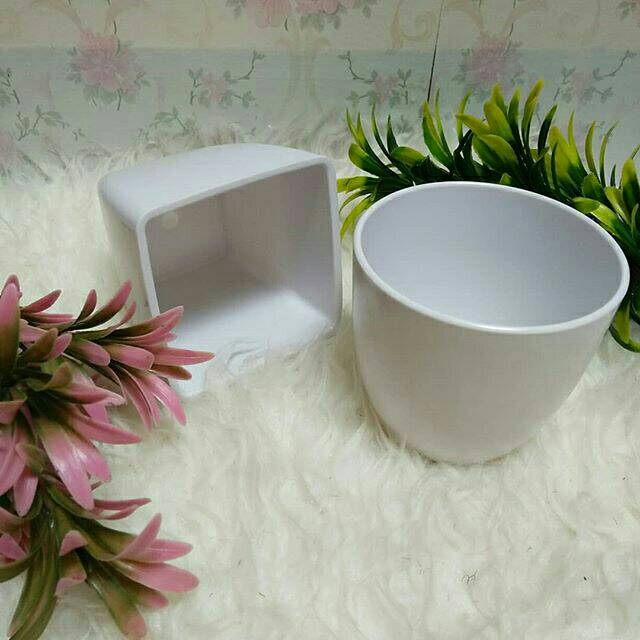 Chậu Hoa Giả Bằng Nhựa Melamine Hình Tròn Cỡ Lớn Tiện Dụng