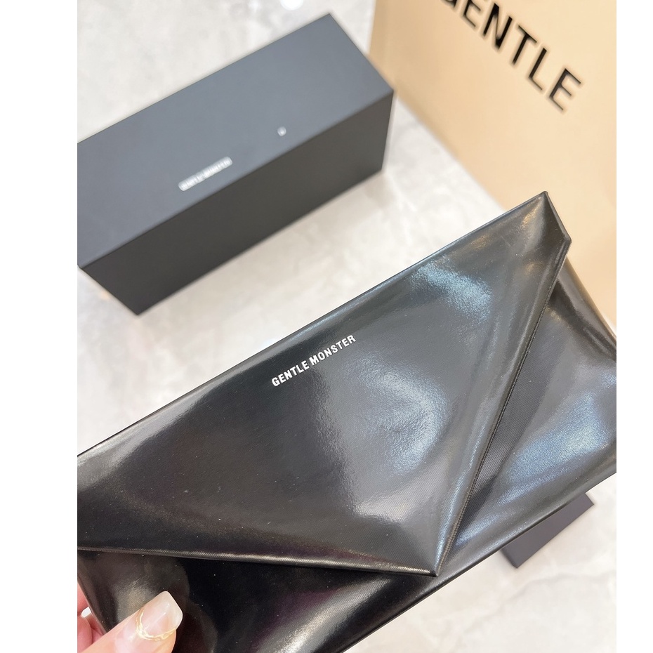 Set Hộp Thủy Tinh Gm 2022 Mới (Có Túi papaerbag) - Không Bao Gồm Kính