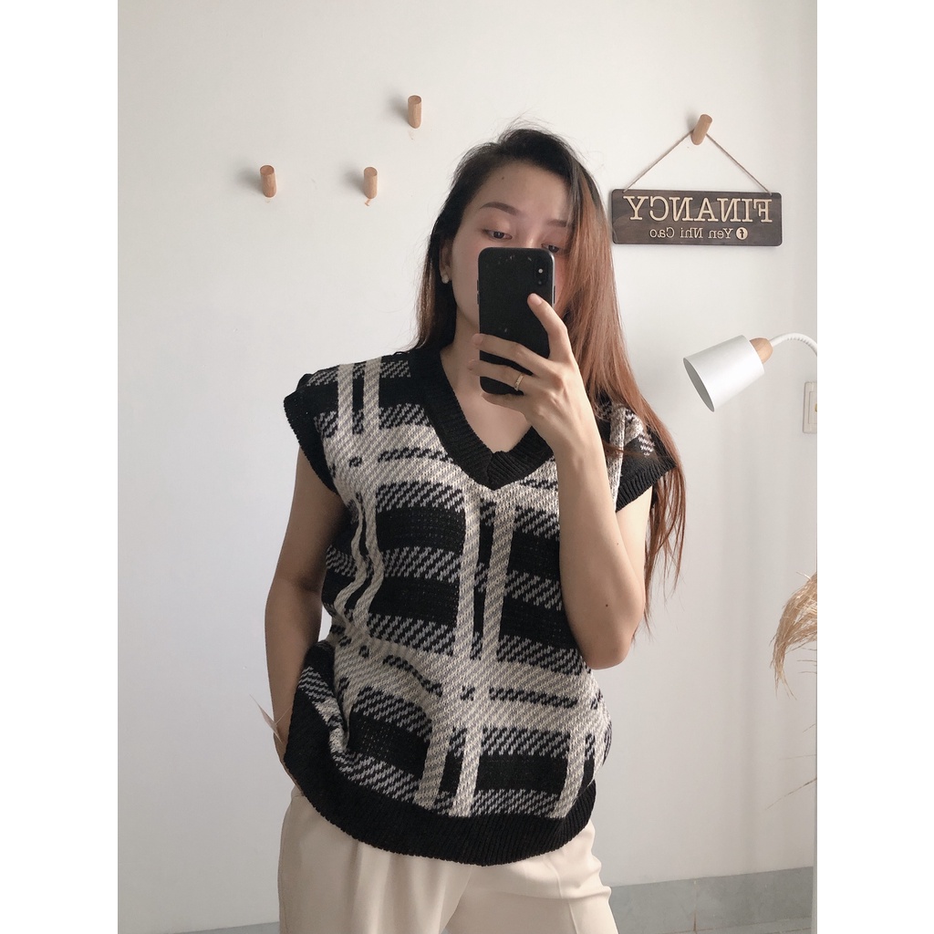 Áo gile len sọc caro  ⚡ MẪU MỚI ⚡ áo len nữ form rộng cơ bản, mix với các loại chân váy cực xinh - L01 | BigBuy360 - bigbuy360.vn