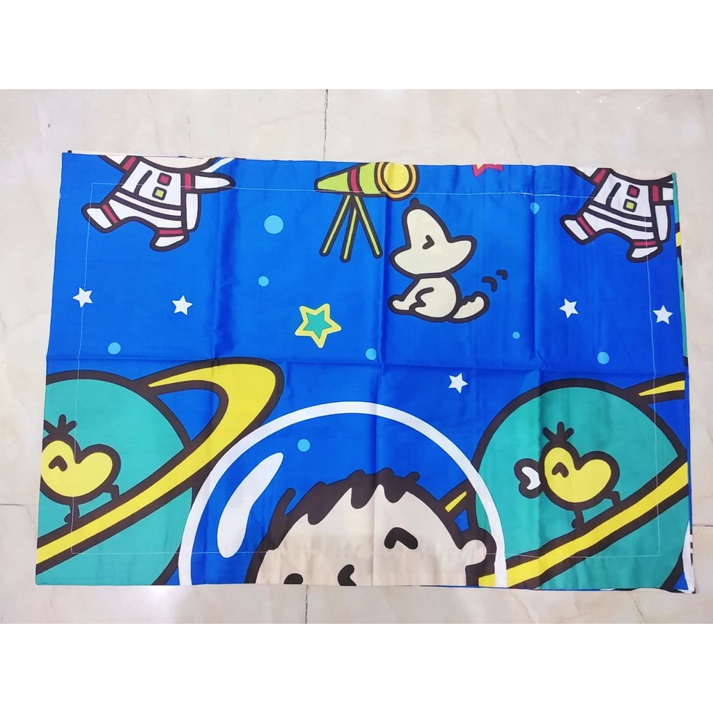 Vỏ áo gối hình nhà thám hiểm vũ trụ size 48x74 (1 cặp )