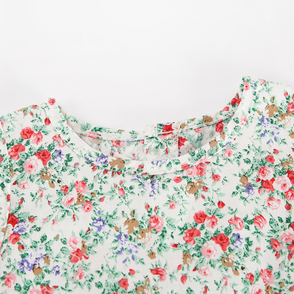 Set quần áo Sanlutoz gồm áo thun cotton không tay in hình hoa nhỏ và quần short thời trang cho bé gái