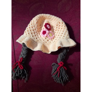 mũ len handmade gắn tóc giả 2 bên cho bé