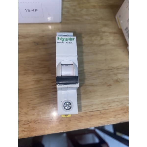 Aptomat MCB 1P 20A 4,5KA Schneider