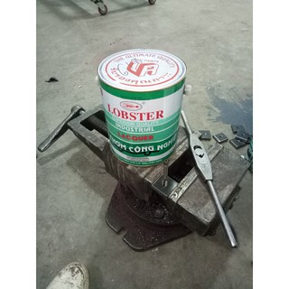 Sơn thơm công nghiệp Lobster 800ml