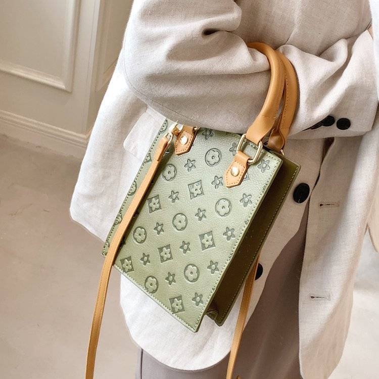 Túi Đeo Chéo Vuông Nhỏ Phong Cách Mới Dễ Phối Đồ Đựng Điện Thoại Di Động Cho Nữ