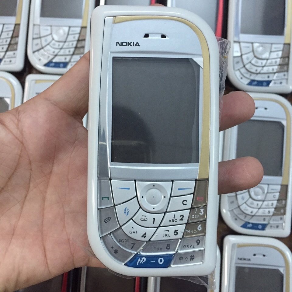 Điện thoại Nokia 7610 khuyến mãi tặng thẻ nhớ chiếc lá lớn huyền thoại - Bảo hành 12 tháng
