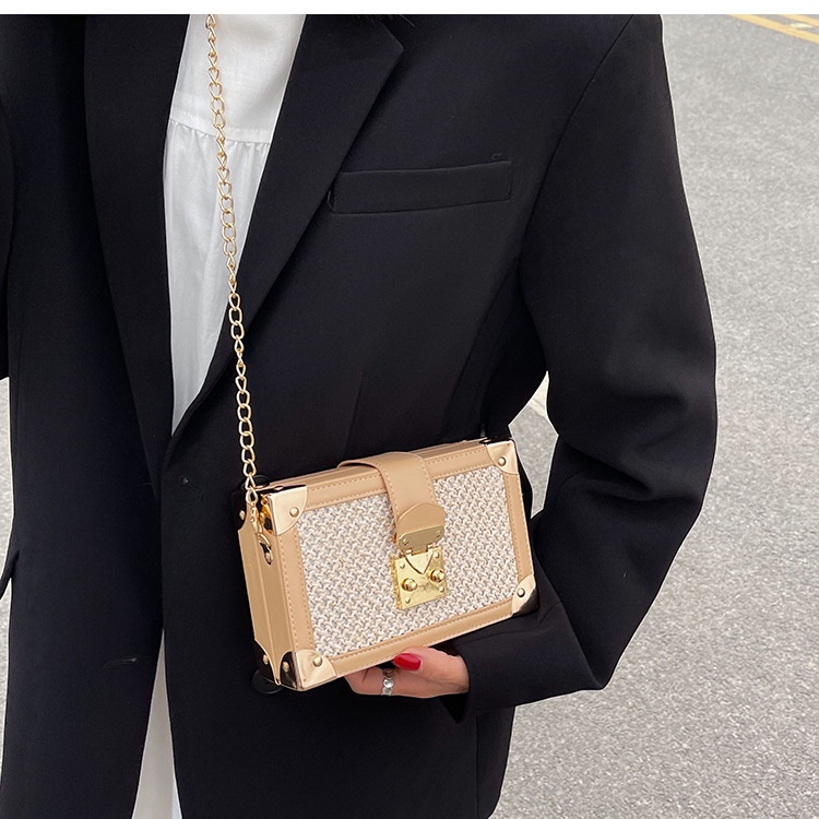 Túi Đeo Vai Dây Xích Thời Trang Đơn Giản Dễ Phối Đồ Cho Nữ