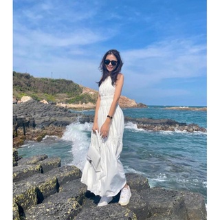Đầm maxi cổ yếm