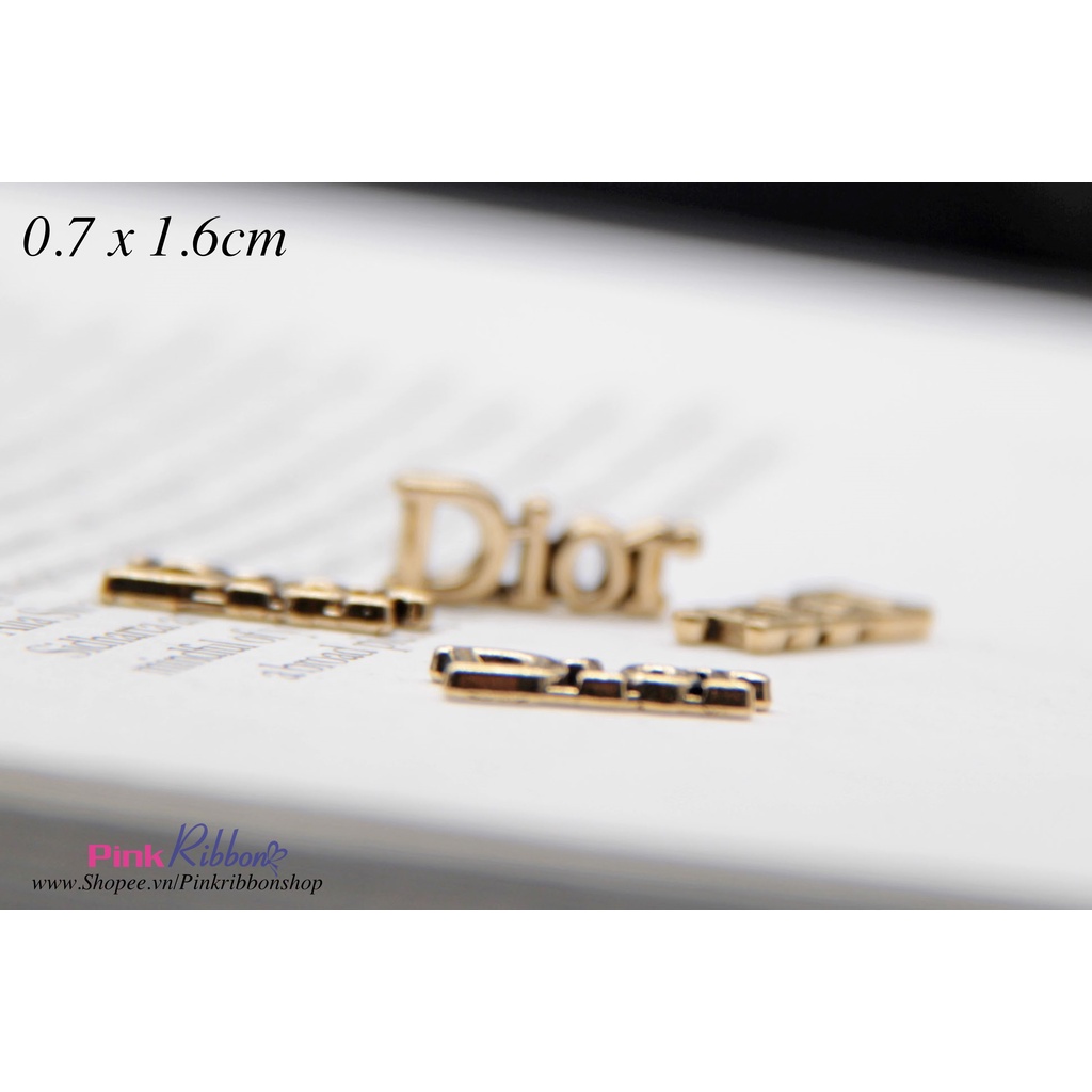 SET 5C - Charm biểu tượng chữ D-io-r nhí