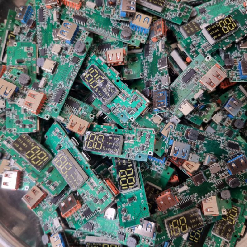 Mạch sạc dự phòng 2 usb 5v/2A 2.1A có màn hình (sử dụng pin 3.7v)