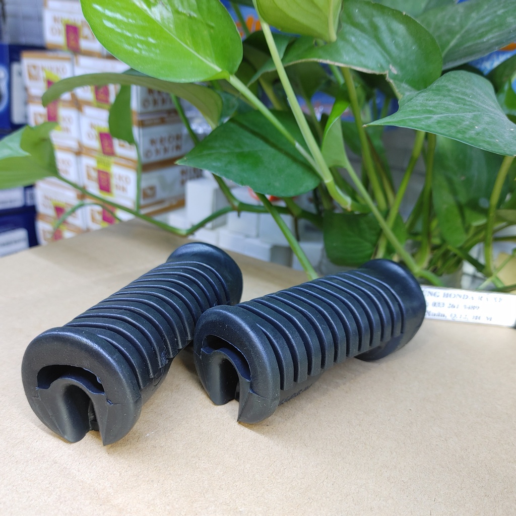 Cao su gác chân trước Nội Địa - Made In Thailand không tem túi