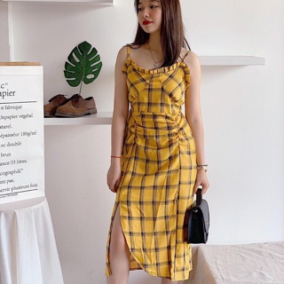 Đầm 2s caro vàng xẻ