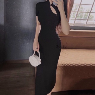 Đầm ôm body maxi kiểu cổ tàu hở lưng phối dây