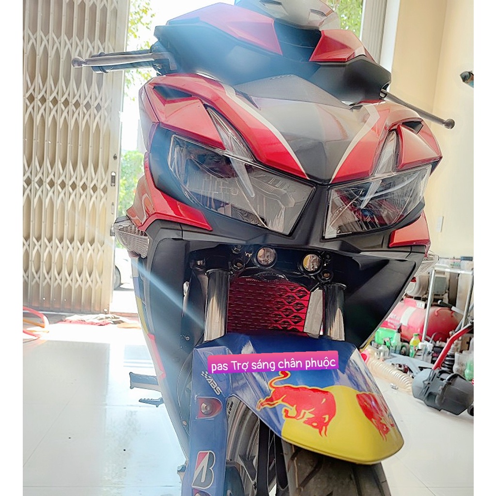 Bát  gắn đèn trợ sáng Mini vào phuộc Inox 304