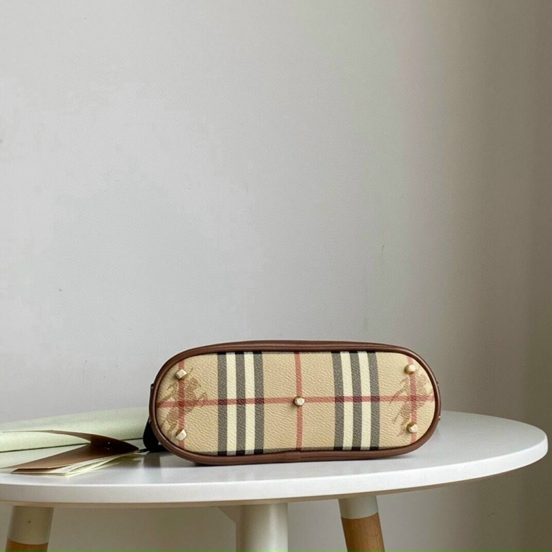 Túi Bbr mẫu hến