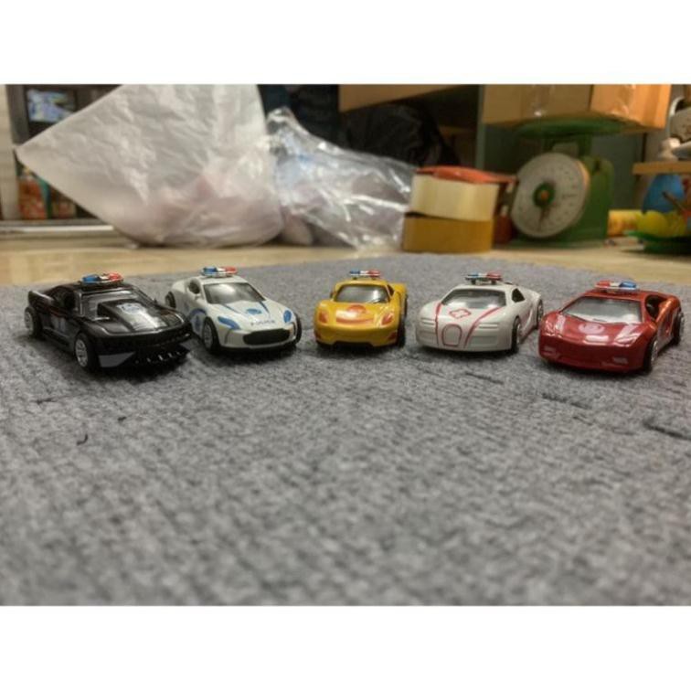 Set 5 Ô Tô Cảnh Sát Đồ Chơi Bằng Kim Loại