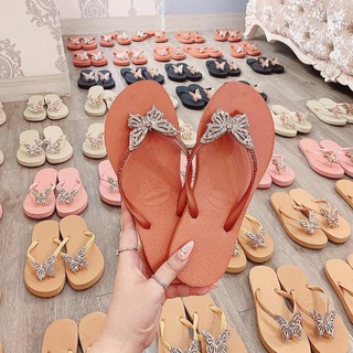 Dép Kẹp Xỏ Ngón Đính Charm - Màu Đen