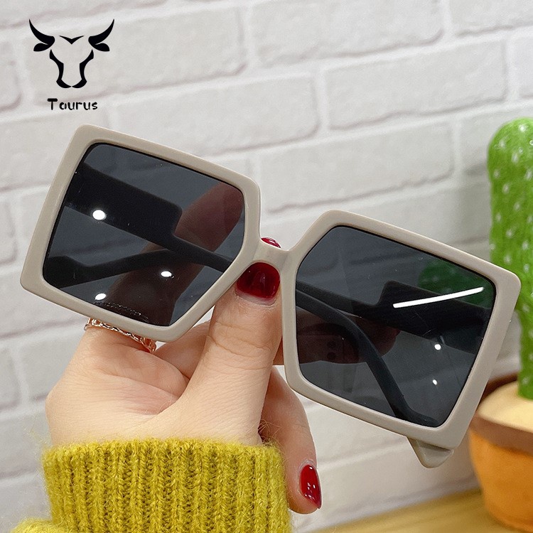 Kính Mát Gọng Vuông Lớn Phong Cách Retro Thời Trang Cho Bé