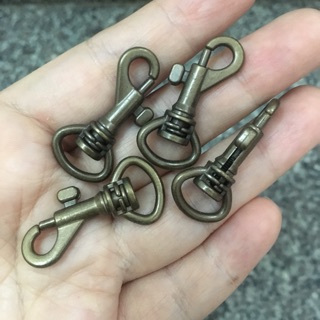 Móc càng của nhỏ lọt lòng 1cm