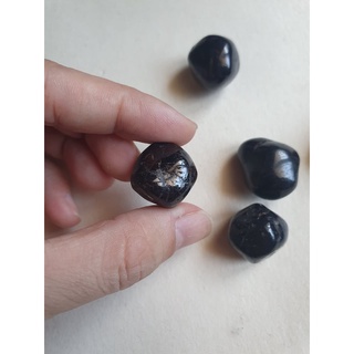 Đá garnet cuội tumbled