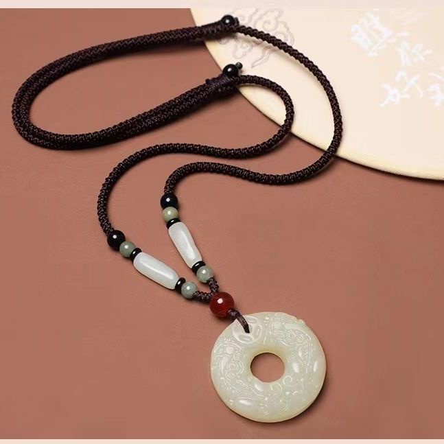 Mặt Dây Chuyền Ngọc Bích Trắng Tự Nhiên Cho Cặp Đôi