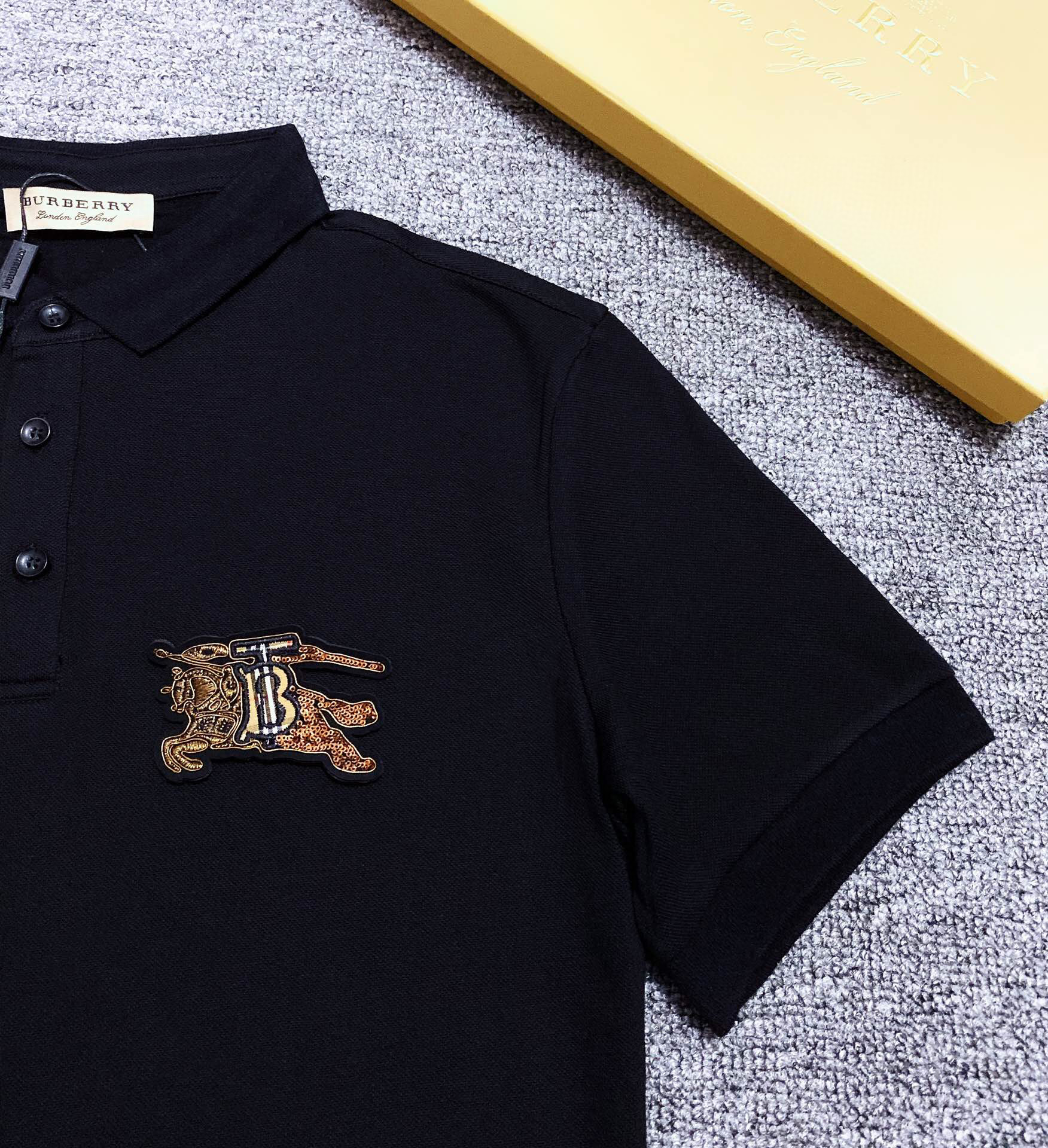 Áo thun polo Burberr tay ngắn vải cotton thêu họa tiết độc đáo thời trang mùa hè 2020 | BigBuy360 - bigbuy360.vn