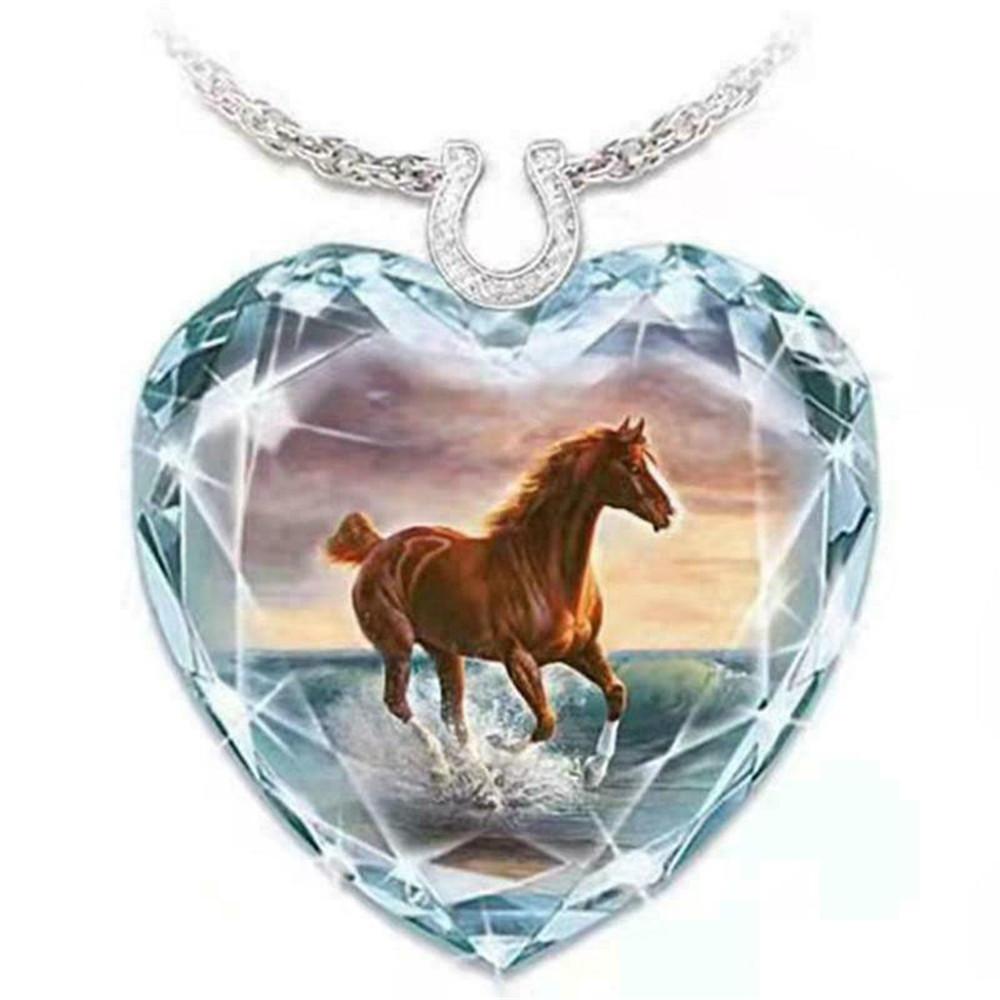 Dây chuyền mặt dây hình trái tim pha lê họa tiết ngựa thời trang cho nữ