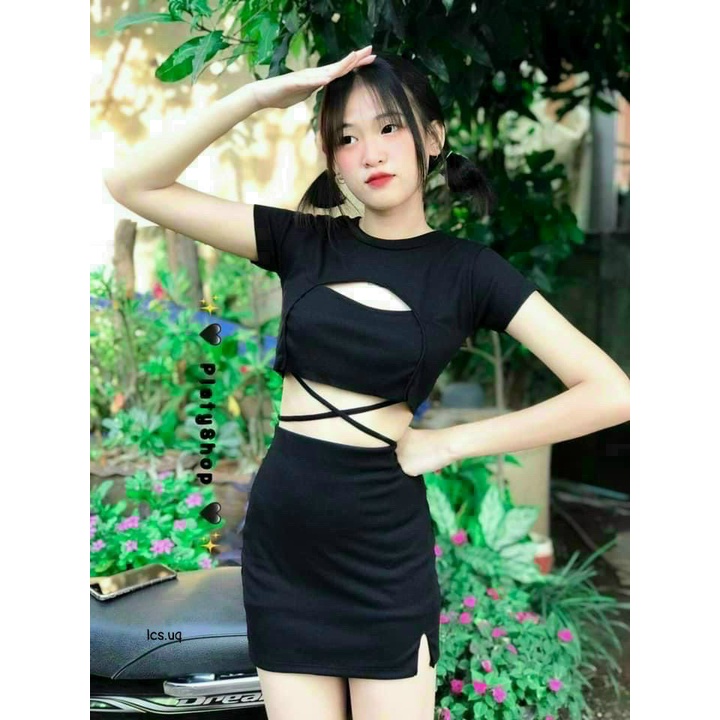 Sét bộ áo croptop khoét ngực cột dây eo phối chân váy ngắn cực xinh , chất thun gân mềm mịn