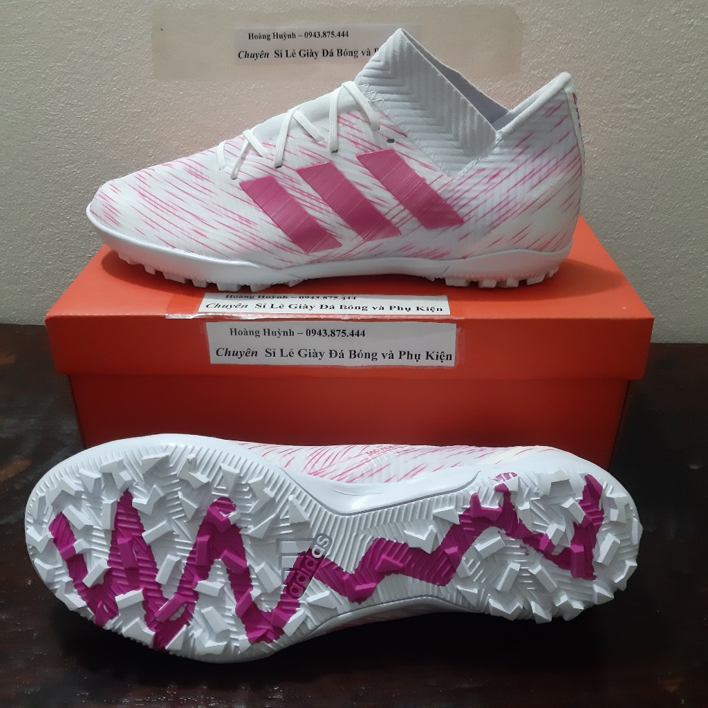 Giày đá bóng Nemeziz 18.3 TF trắng hồng