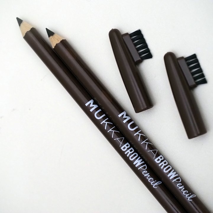 (hàng Mới Về) Bút Chì Kẻ Lông Mày Màu Nâu Đậm Kèm Cọ Tiện Dụng | BigBuy360 - bigbuy360.vn