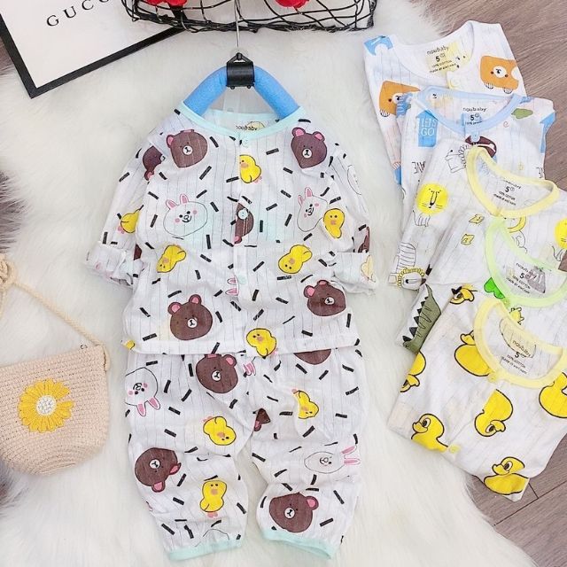 Combo bộ cúc giữa cho bé