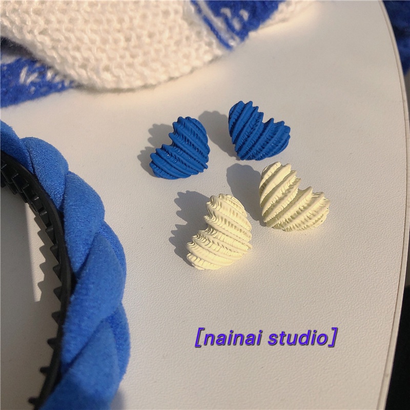 Bông Tai Hình Trái Tim Kẻ Sọc Thời Trang