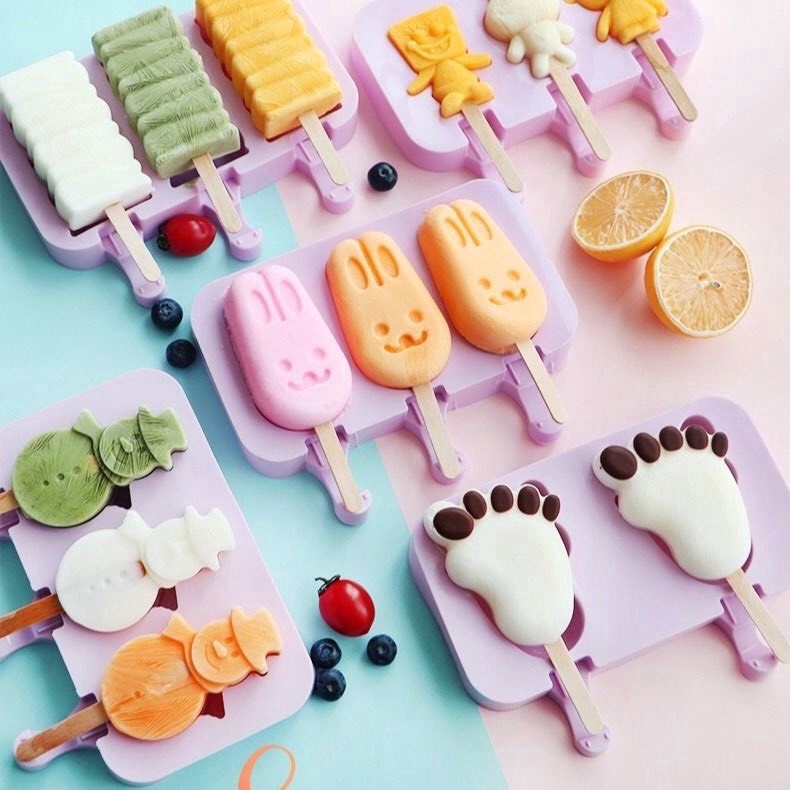 Khuôn làm kem bằng silicon tặng kèm 50 que gỗ