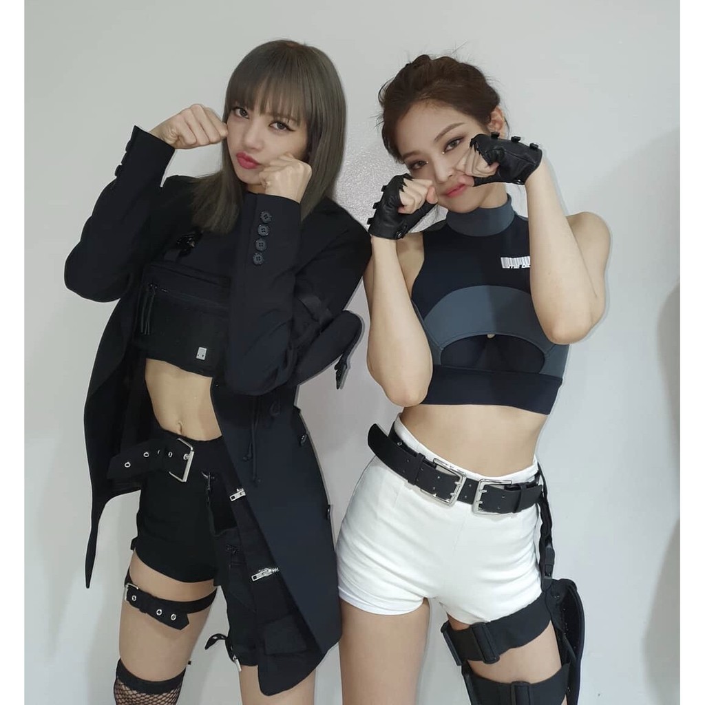 Áo hai dây phong cách blackpink jennie