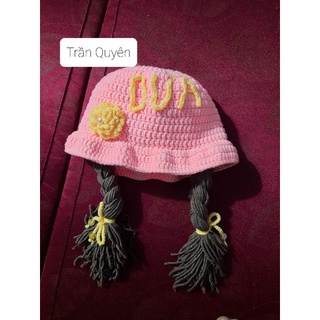 mũ len handmade gắn tóc giả 2 bên cho bé
