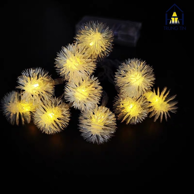 Đèn LED hoa tuyết năng lượng mặt trời làm đèn decor, trang trí sân vườn ,ban công,ngoài trời không thấm nước.