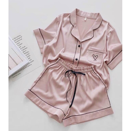 Bộ ngủ pijama lụa cộc cao cấp Rosara Bn358