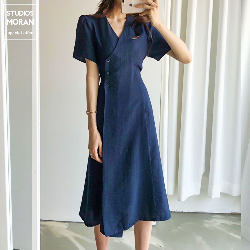 (ORDER) Váy cotton MORAN dáng dài cộc tay cổ V thắt eo chéo tà đơn giản nhẹ nhàng Vintage Hàn Quốc