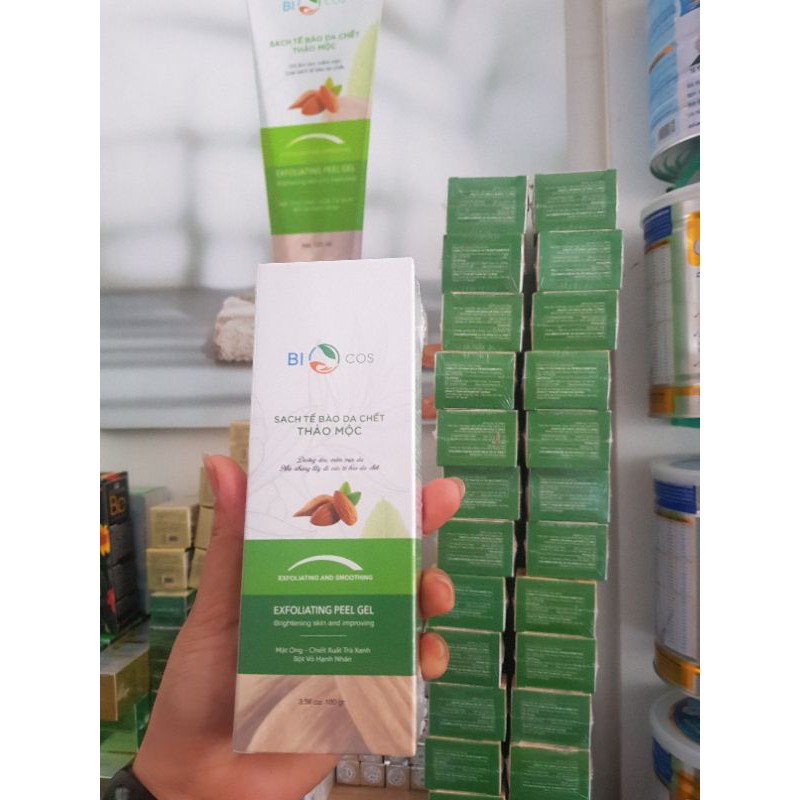 Tẩy da chết biocosmetic