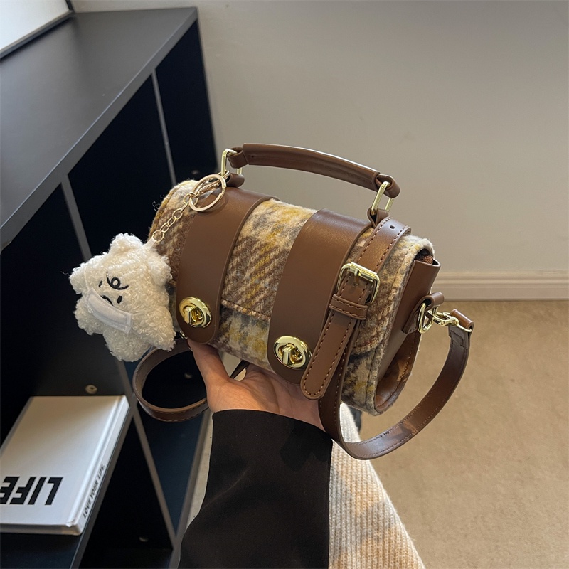 Túi Đeo Vai Họa Tiết Kẻ Sọc Màu Sắc Tương Phản Thời Trang Cho Nữ