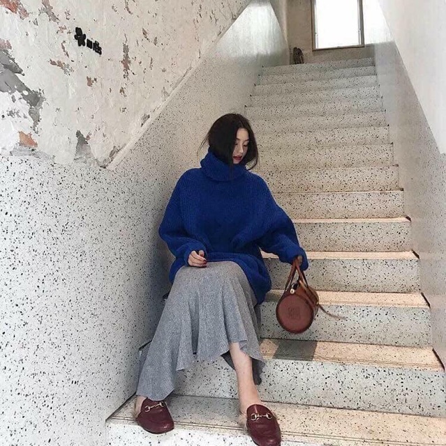 Áo len oversize cổ lọ