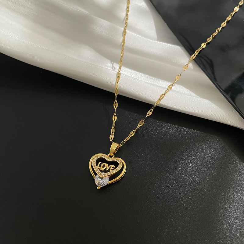 Vòng cổ Bằng Thép Titan Mạ Vàng 18K Mặt Hình Trái Tim Chống Nước Không Gây Dị Ứng