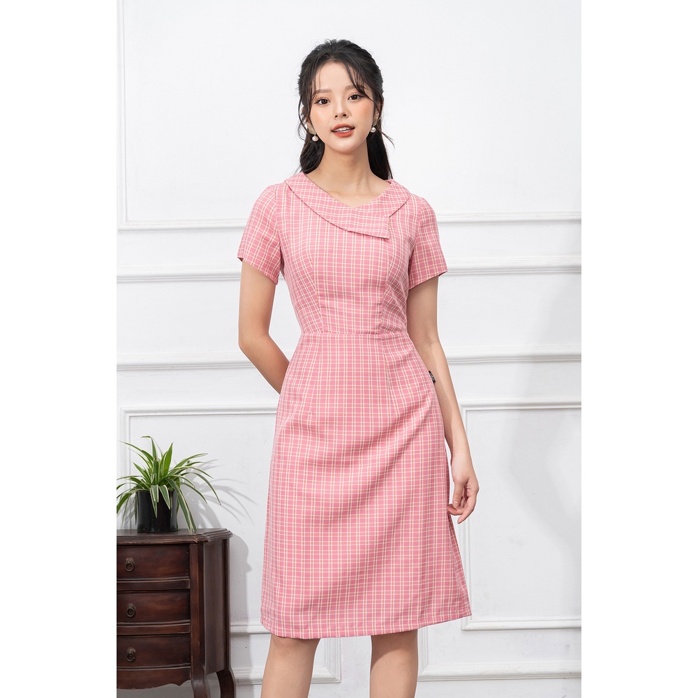 Váy Công Sở Thiết Kế LUPERI Họa Tiết Kẻ LFV3272