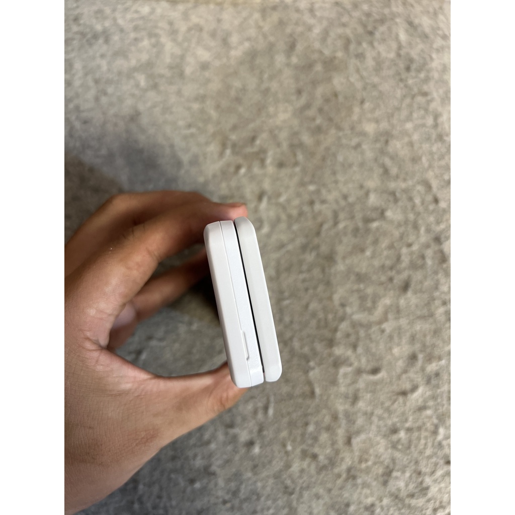 Điện thoại Fujistu Arrow F-05G trắng Chính hãng