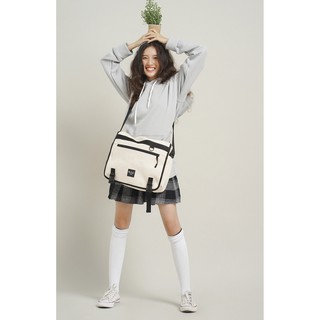 Túi Đeo Chéo: M.O.L Krayon Bag