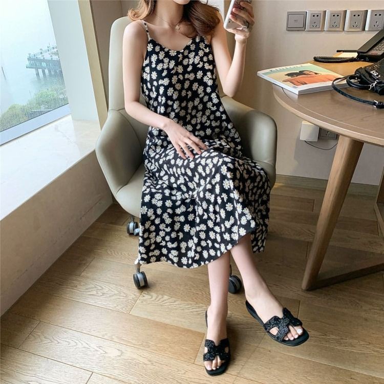 Đầm Hai Dây In Họa Tiết Hoa Cúc Thời Trang Cho Phụ Nữ | BigBuy360 - bigbuy360.vn