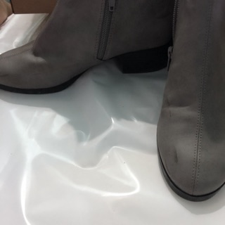 Thanh lí giày boot juno nữ gót vuông 5cm 170k
